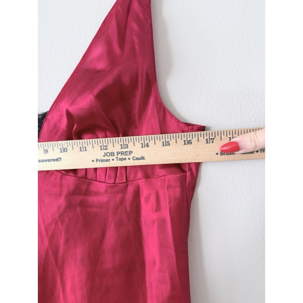 Secret Treasures Woman Maxi Satin Nightgown Sleeveless Red with Black Lace Sz L - Picture 4 of 7